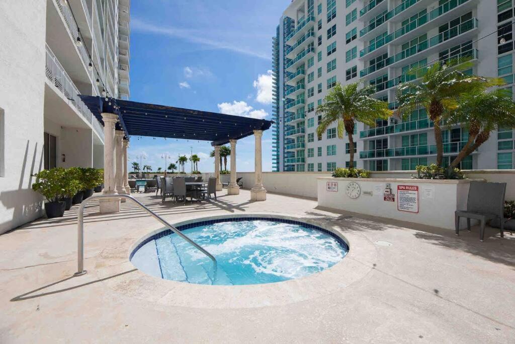 Iconic High Floor 3 Bedrooms In The Heart Of Miami Exterior foto